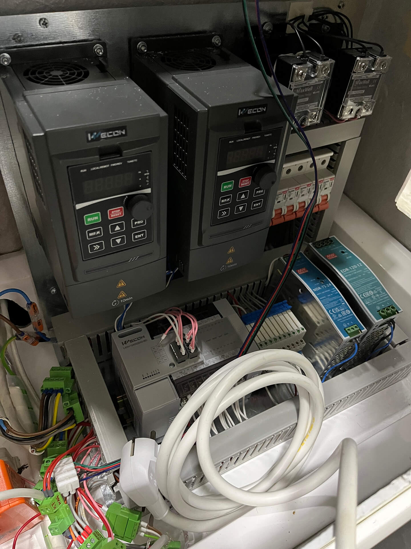 vacuum_am_traka_elektronika